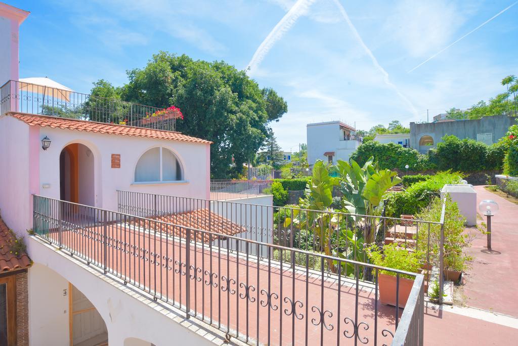 Residence Aegidius Искья Экстерьер фото