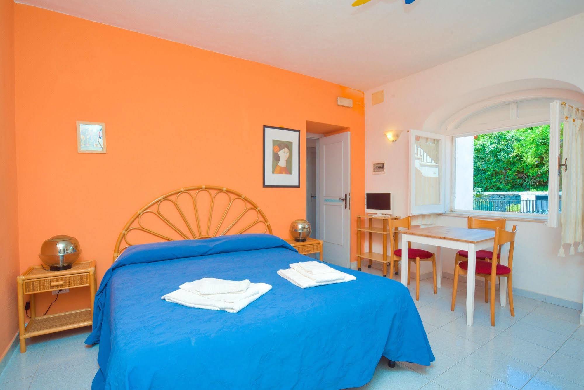 Residence Aegidius Искья Экстерьер фото